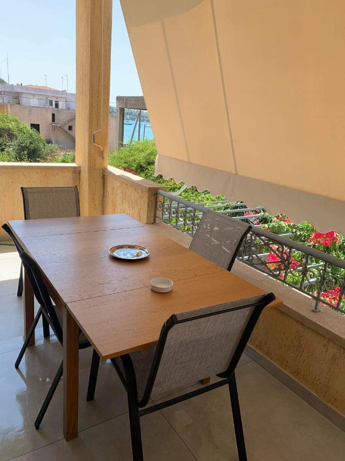 Mimozas Apartment Порто-Хелі Екстер'єр фото