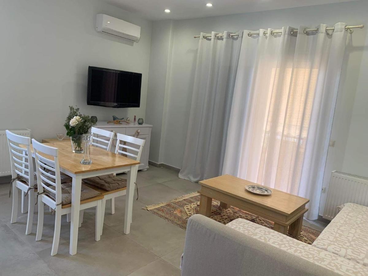 Mimozas Apartment Порто-Хелі Екстер'єр фото