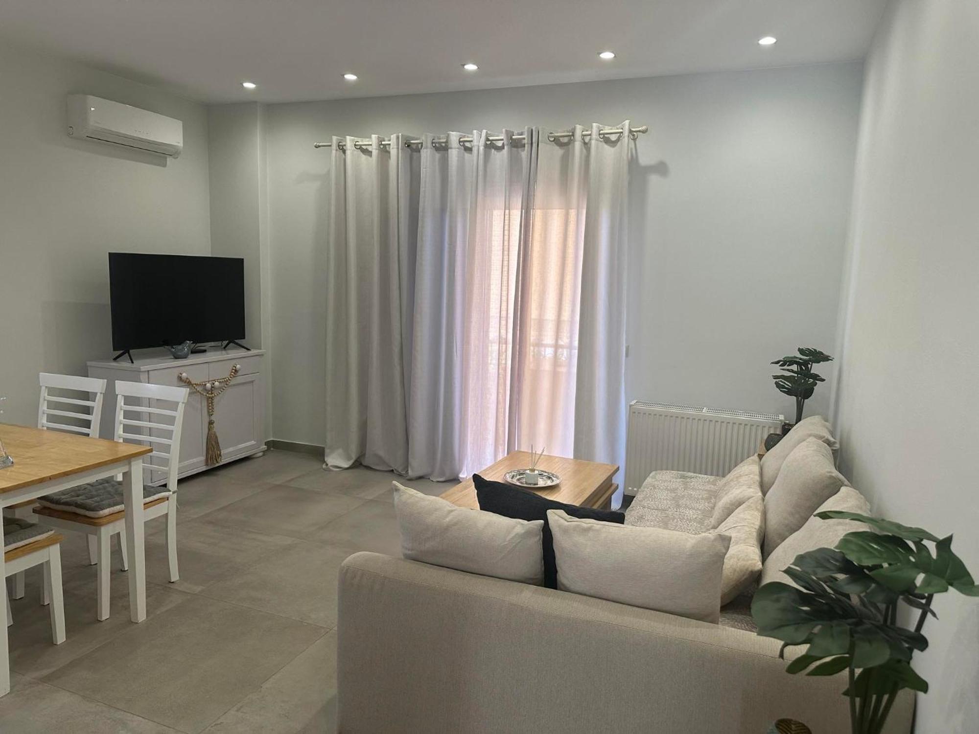 Mimozas Apartment Порто-Хелі Екстер'єр фото